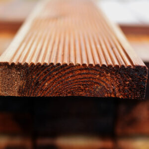 Terrassilaud 28×95 pruun immutus